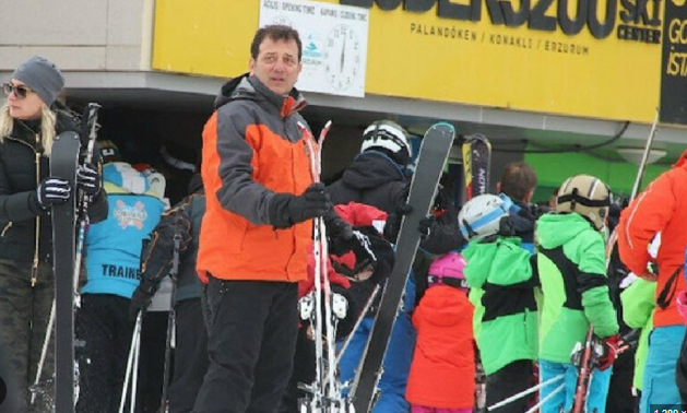 ‘Kar geliyor, başkan tatile başla’ şarkısı sosyal medyada gündem oldu! İmamoğlu uzun bir tatile mi çıkıyor?