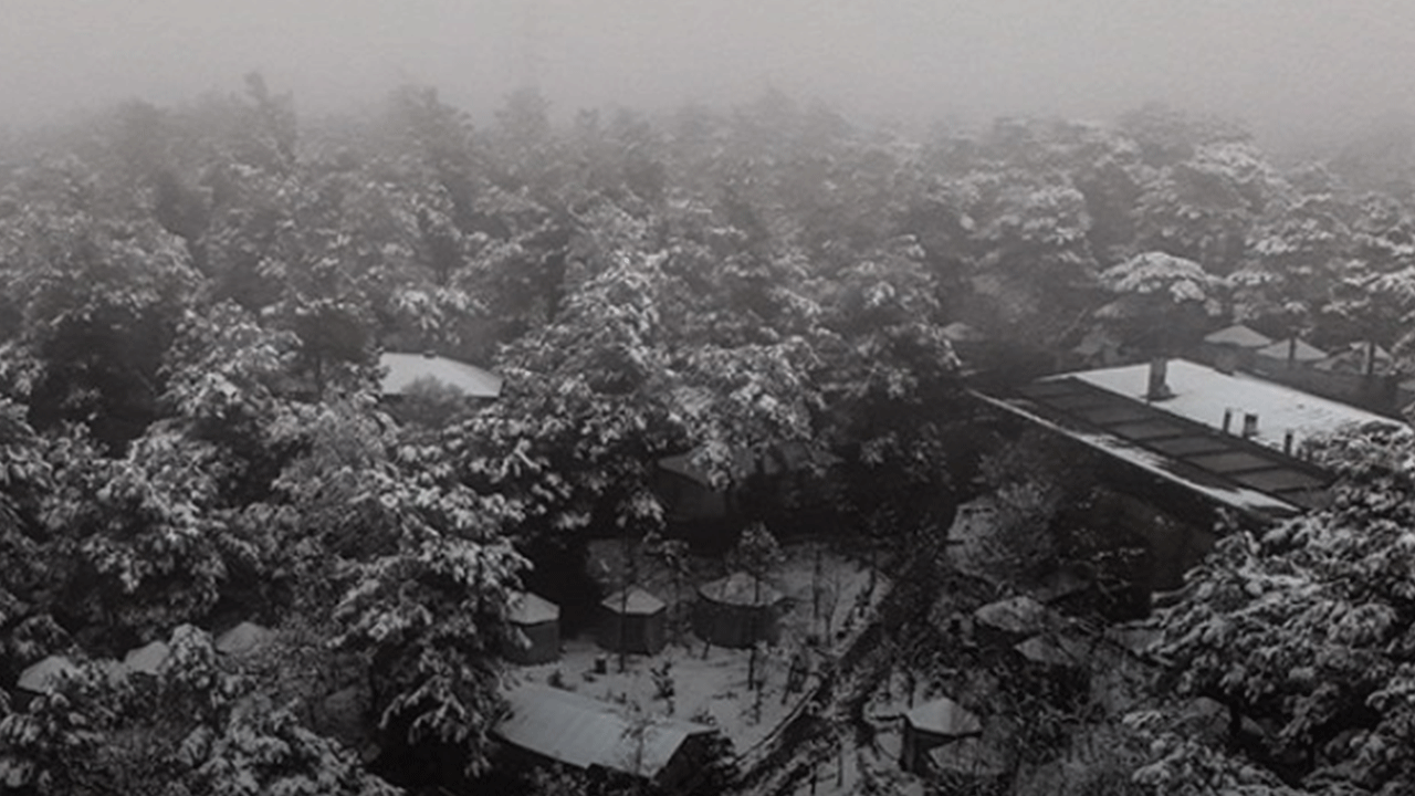 Kar İstanbul'a aniden bastırdı! Kartpostallık görüntüler ortaya çıktı!