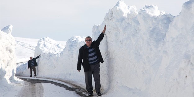 Kar kalınlığı 4 metreye dayandı