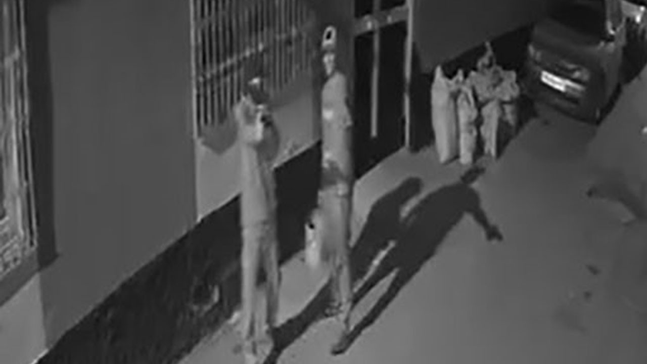 Kar maskeli magandalardan eve silahlı saldırı