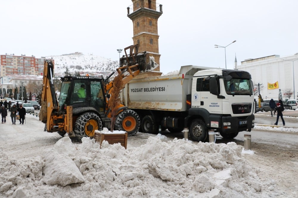 Kar temizleme çalışması başladı 