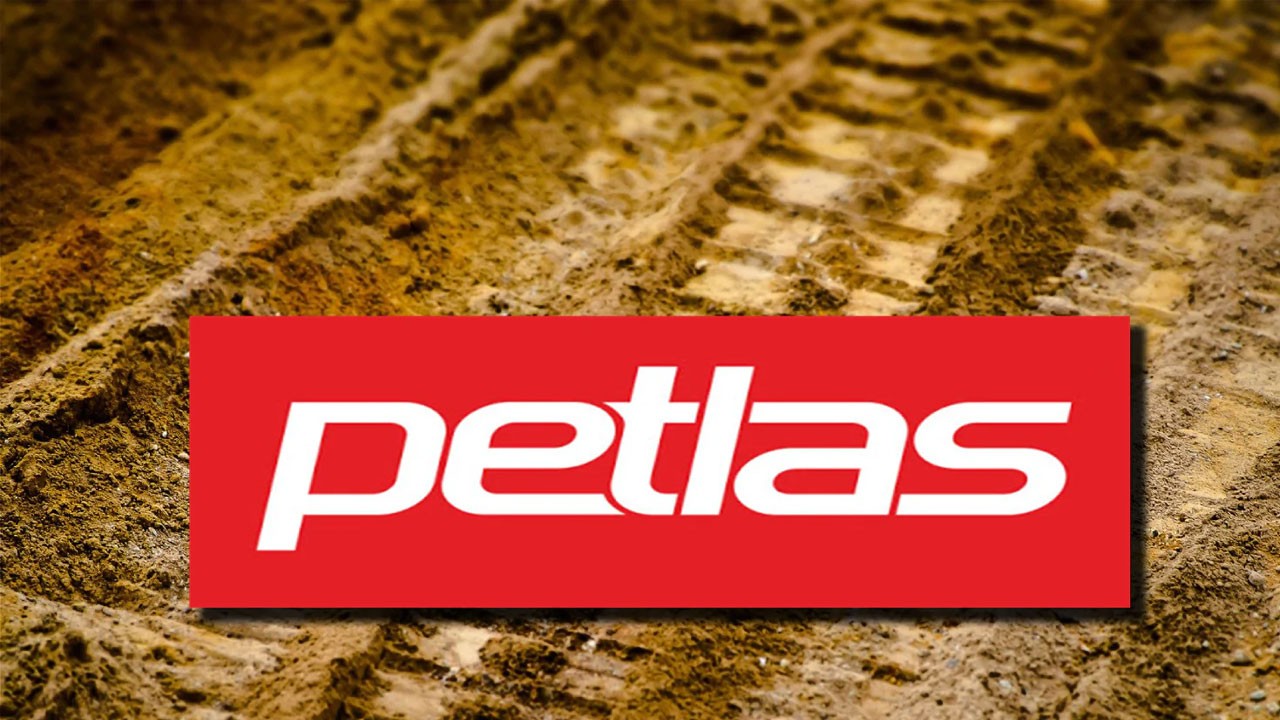 Kar yağınca Petlas’ı olan yolda kaldı