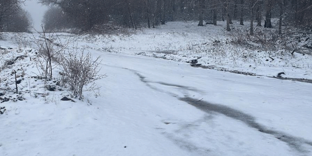 Kar yağışı İstanbul'un kapısına dayandı! Her yer bembeyaz