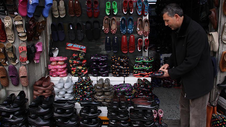 Kara lastik çiçek açtı