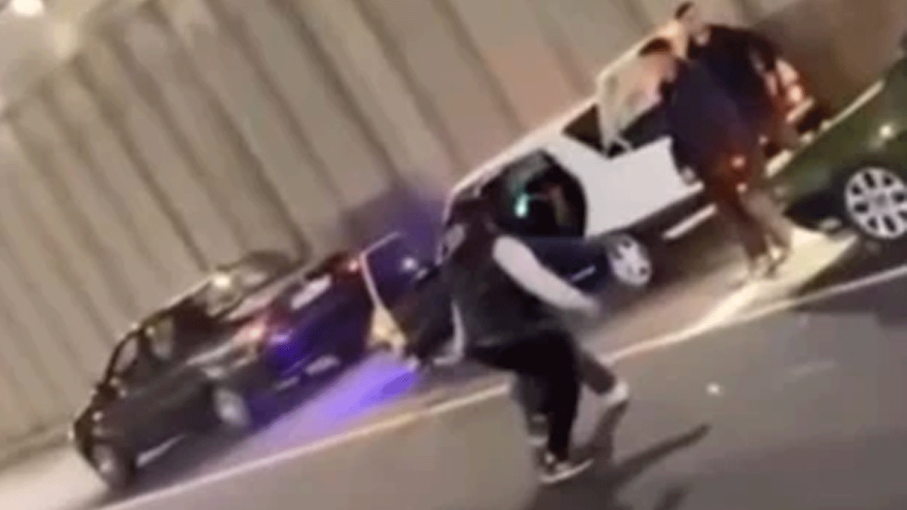 Kara yolunu kapatıp eğlenmişlerdi: Hepsinin ehliyetine el konuldu