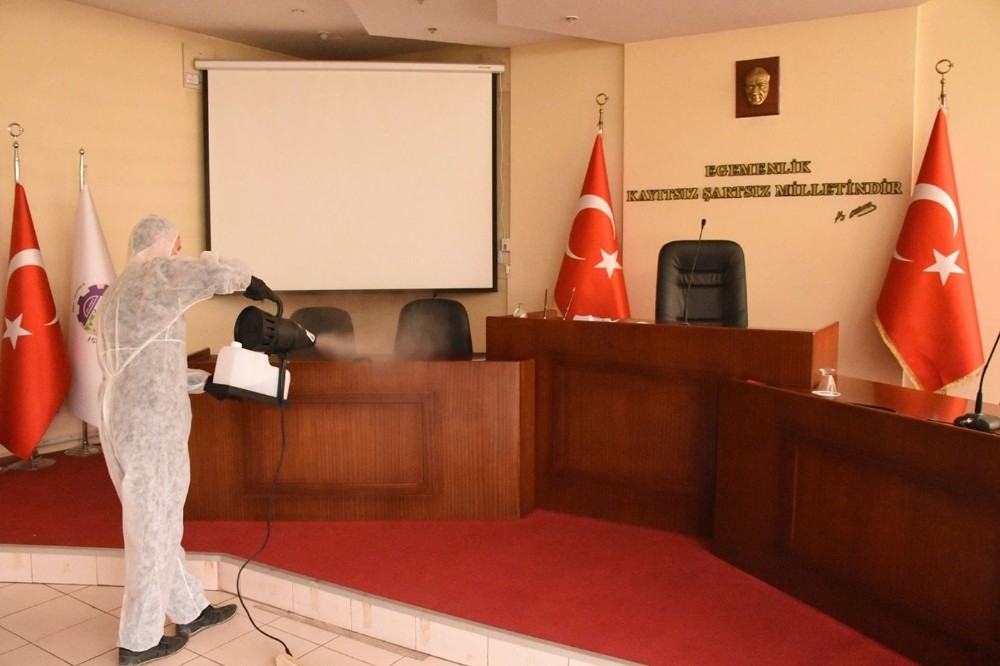 Karabük Özel İdare’den dezenfekte çalışmaları 