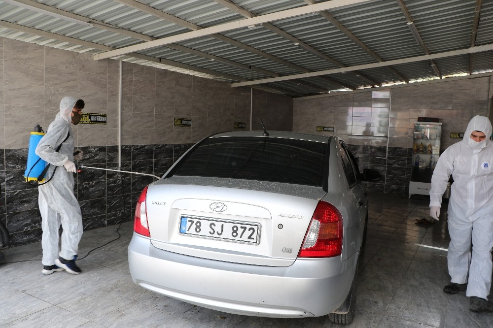 Karabüklü oto yıkamacı araçları ücretsiz dezenfekte edecek 