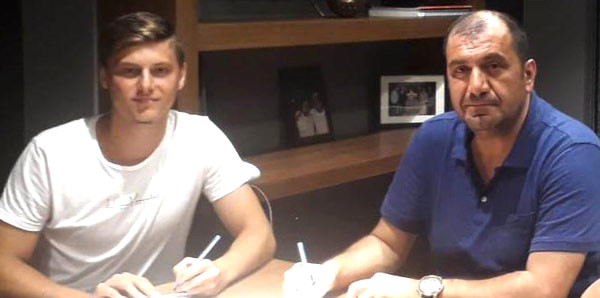 Karabükspor genç oyuncuyu kadrosuna kattı