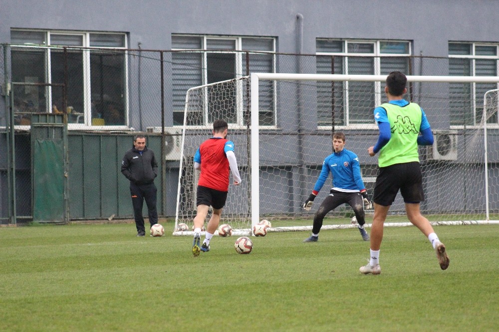 Karabükspor’da Altay maçı hazırlıkları başladı 