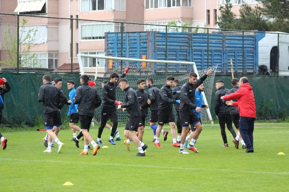 Karabükspor’da Gençlerbirliği maçı hazırlıkları tamamlandı 