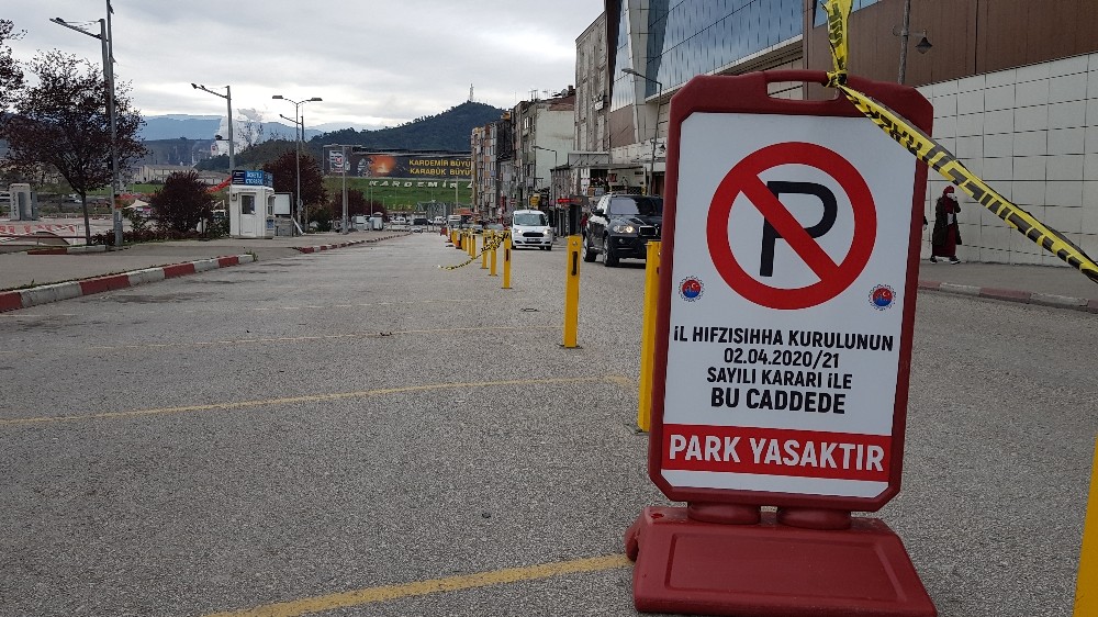 Karabük’te bazı cadde ve sokaklara araç park yasağı getirildi 
