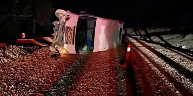 Karabük'te feci kaza: 13 kişi yaralandı