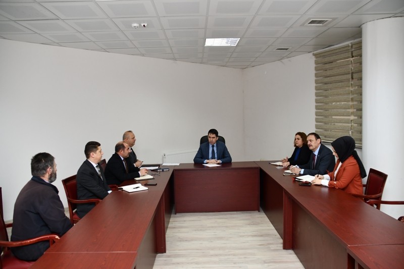Karabük’te halkın sorunları dinleniyor 