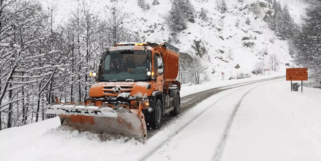 Karabük'te kar mesaisi