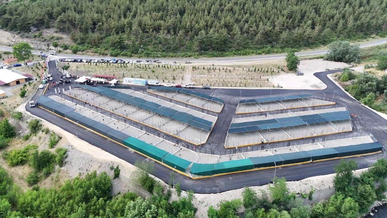 Karabük’te sahipsiz hayvanlar için modern bakımevi hizmete açıldı