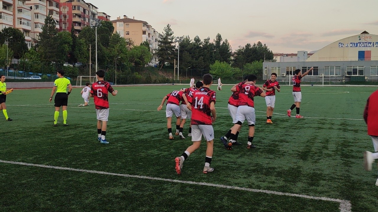 Karabük'te U16 Türkiye Futbol Şampiyonası sona erdi