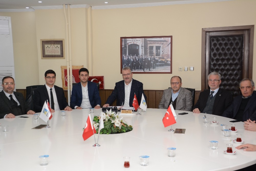Karacabey Belediyespor’un forma göğüs sponsoru BELKAR oldu 