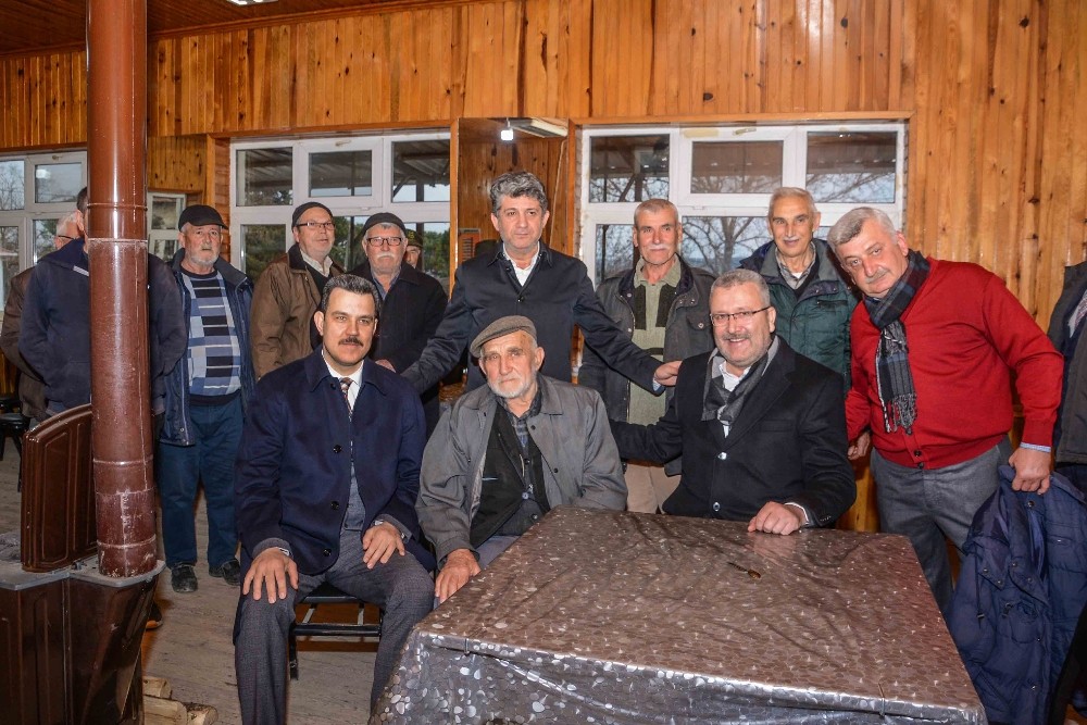 Karacabey’de kırsal kesime hizmetler sürüyor 