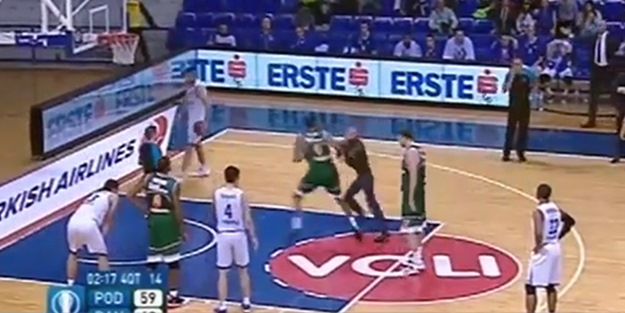 Karadağ'da temsilcimiz Banvit' çirkin saldırı