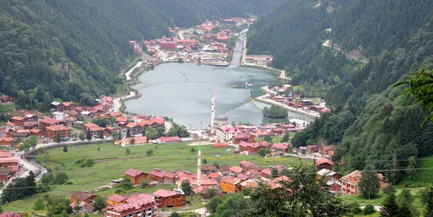 Fırsatçılara geçit yok! Karadeniz yaylalarında yıkım başladı