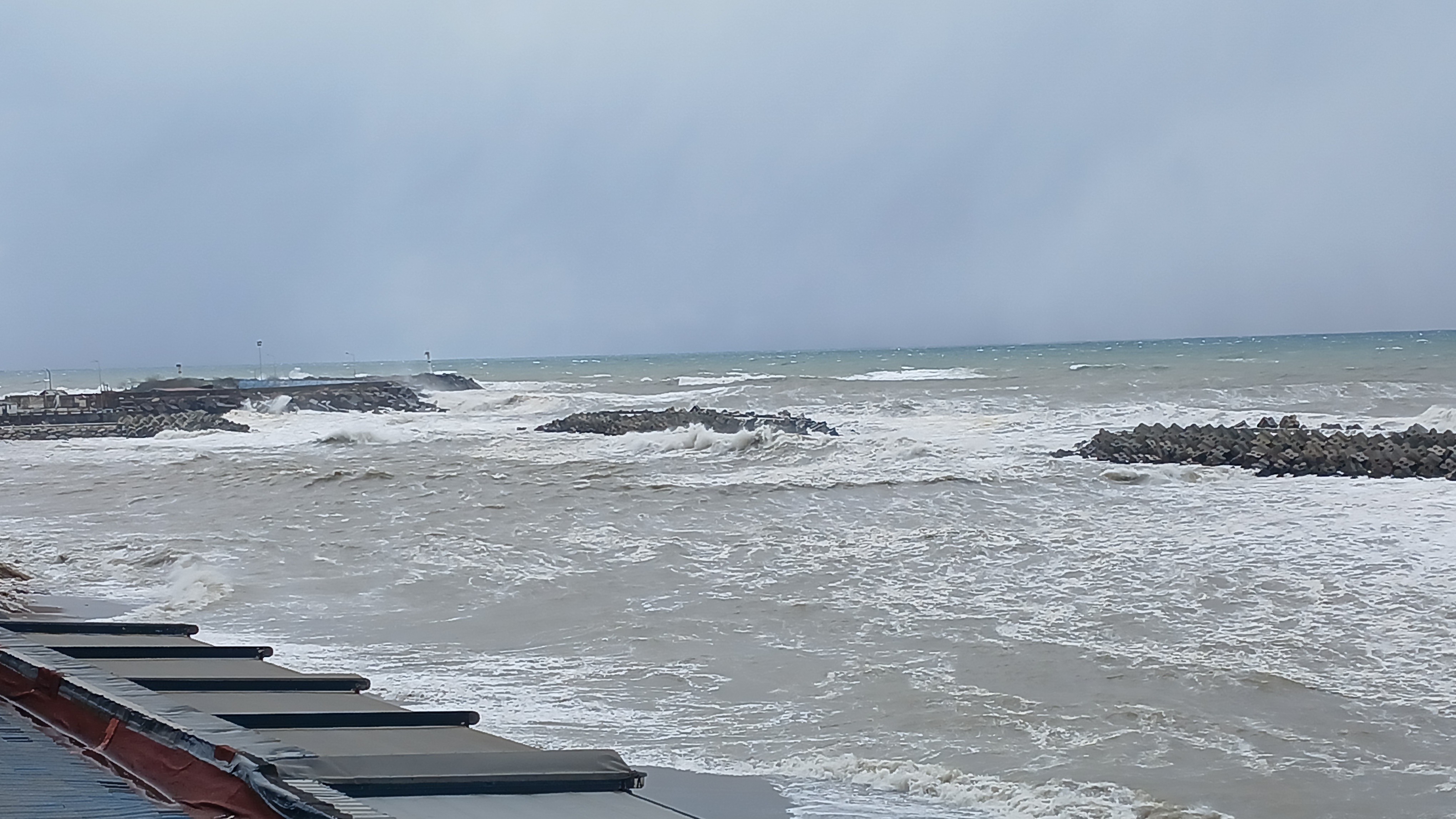 Karadeniz'de fırtına uyarısı