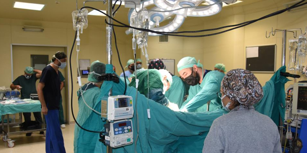 Karadeniz’de ilk defa canlıdan canlıya karaciğer nakli yapıldı! Karaciğer nakli verici riskleri nelerdir?