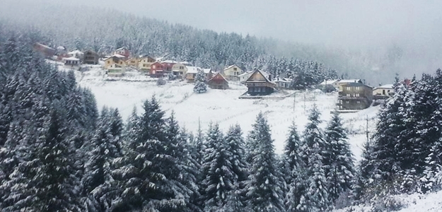 Karadeniz'de kar yağışı hayatı olumsuz etkiliyor