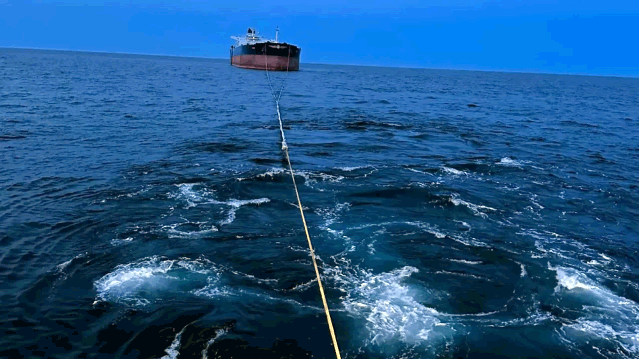 Karadeniz’de tehlike çanları! Ticari gemilere saldırılar Ankara’da endişeyi artırdı!
