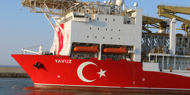 Karadeniz'de Yavuz'a önemli görev! Yola çıktı