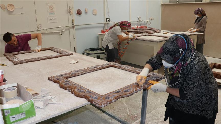 'Karaelmas diyarı'ndan 7 ülkeye banyo mobilyası