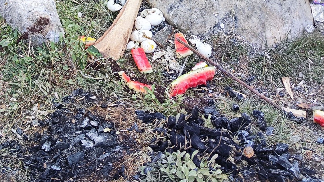 Karagöl’de çevre felaketi