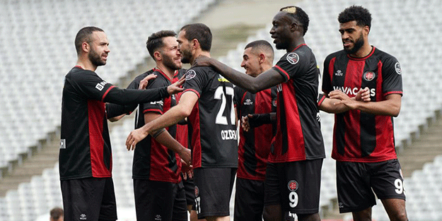 63 yıllık rekorunu egale etti