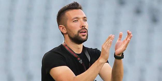 Karagümrük'te Farioli takıma veda etti