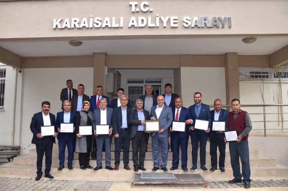 Karaisalı’da mazbatalar alındı 