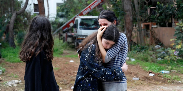 Karakışta çocuklarıyla evsiz kaldı! 'Sokakta kalın bana ne'