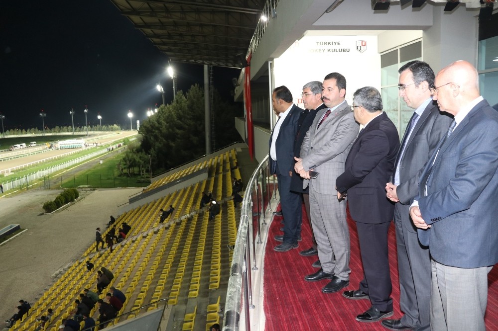 Karaköprü Belediyesi başkanlık koşusu yapıldı 