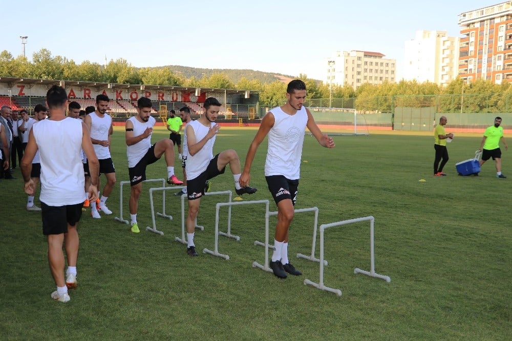 Karaköprü Belediyespor yeni sezon hazırlıklarına başladı 