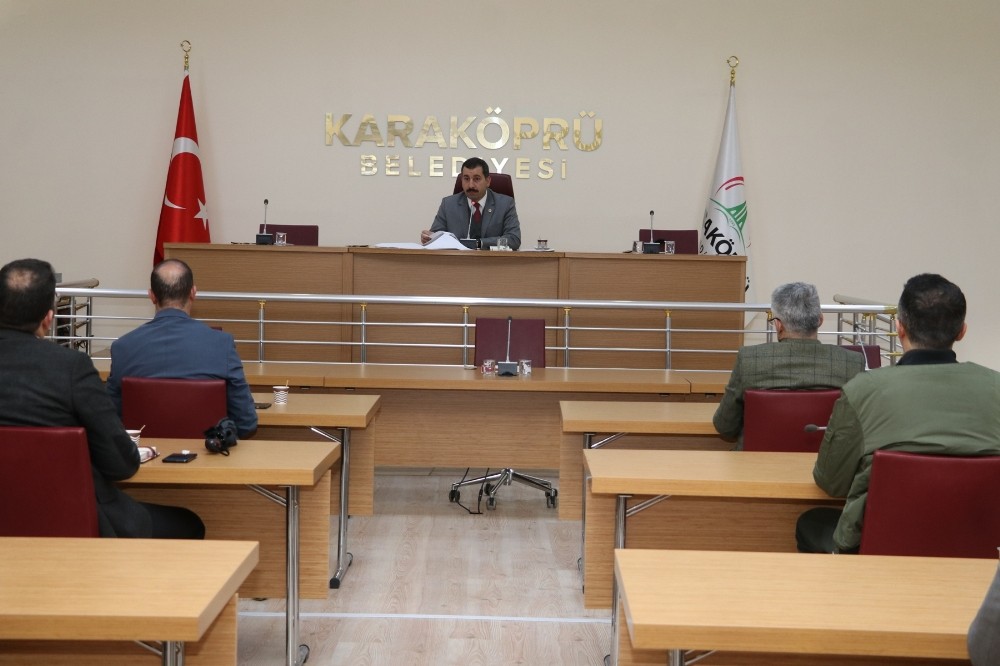 Karaköprü’de korona virüsüne karşı toplantı yapıldı 