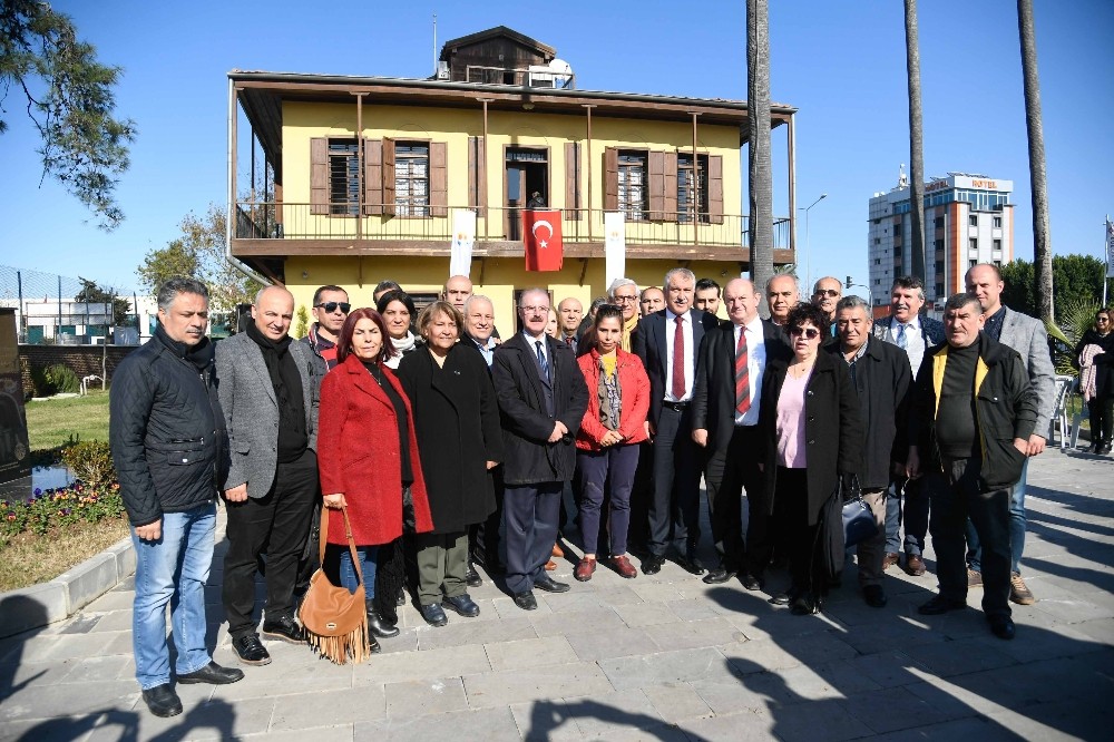 Karalar: 