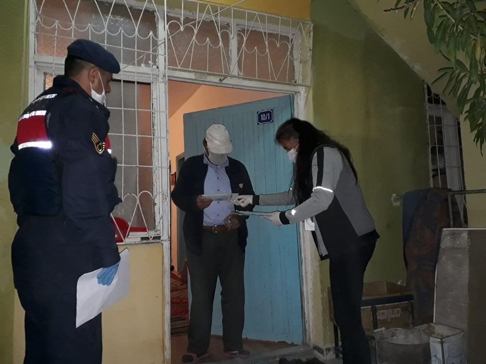 Karaman’da 5 bin 651 kişiye 5 milyon 651 bin lira nakdi yardım yapıldı 