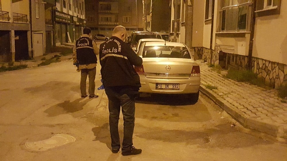 Karaman’da apartman dairesine av tüfeğiyle ateş açıldı 