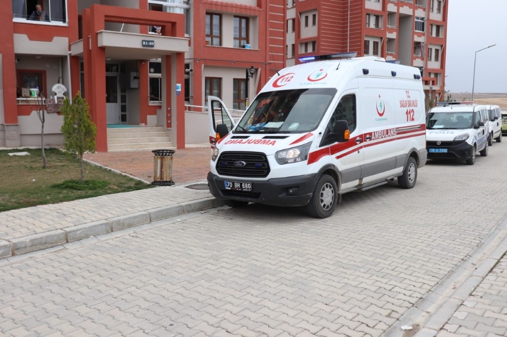 Karaman’da bir kişi, annesi tarafından kanepede ölü bulundu 
