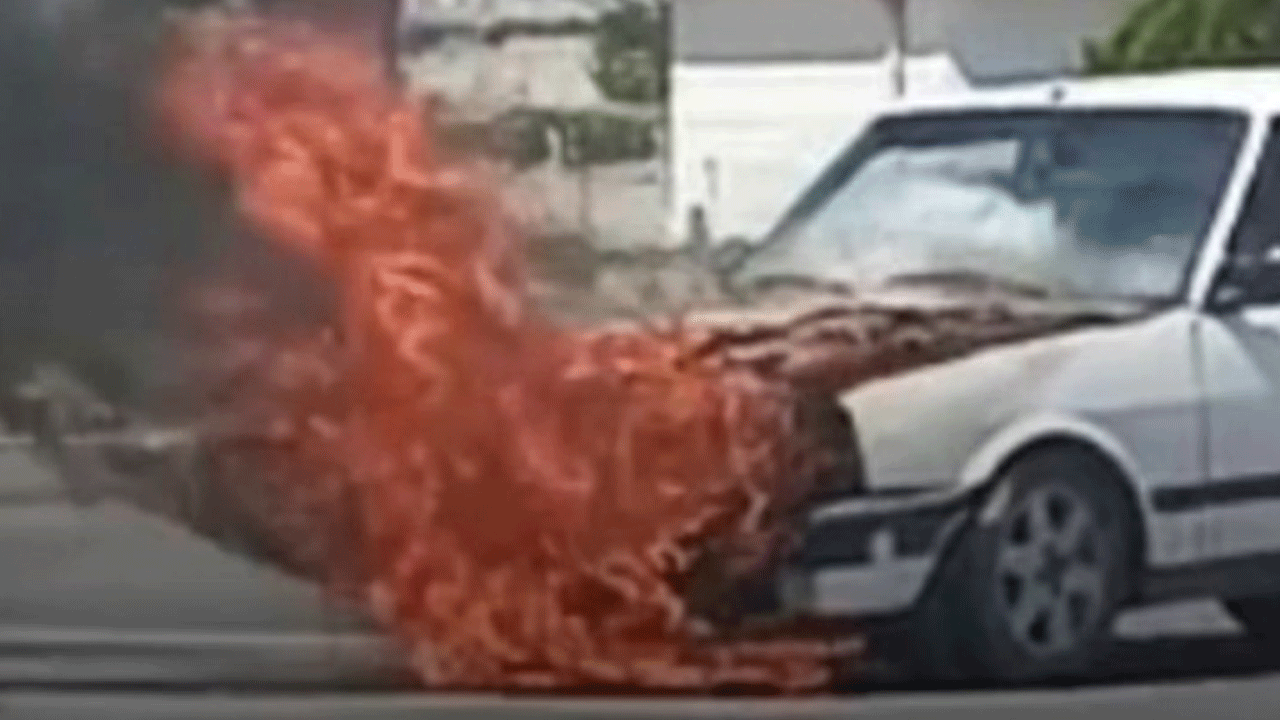 Karaman'da dehşet anları: Otomobil seyir halinde alev topuna döndü!