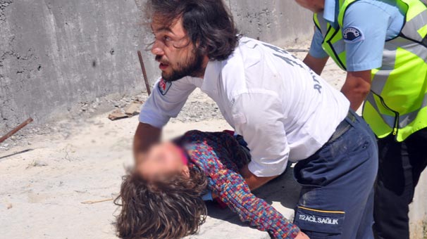 Karaman'da otomobil köprü ayağına çarptı: 1 ölü, 5 yaralı