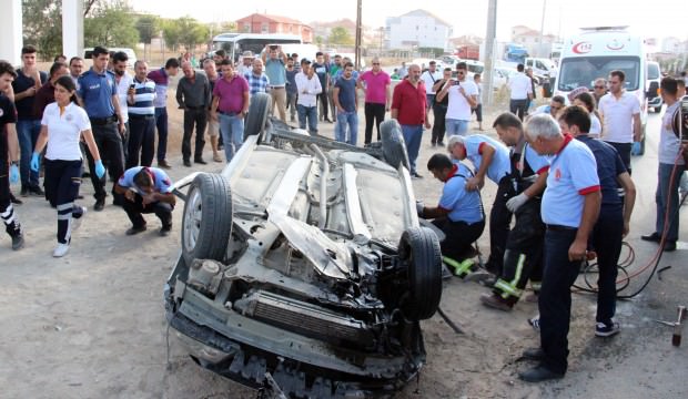 Karaman’da otomobil takla attı: 2 ölü, 3 yaralı
