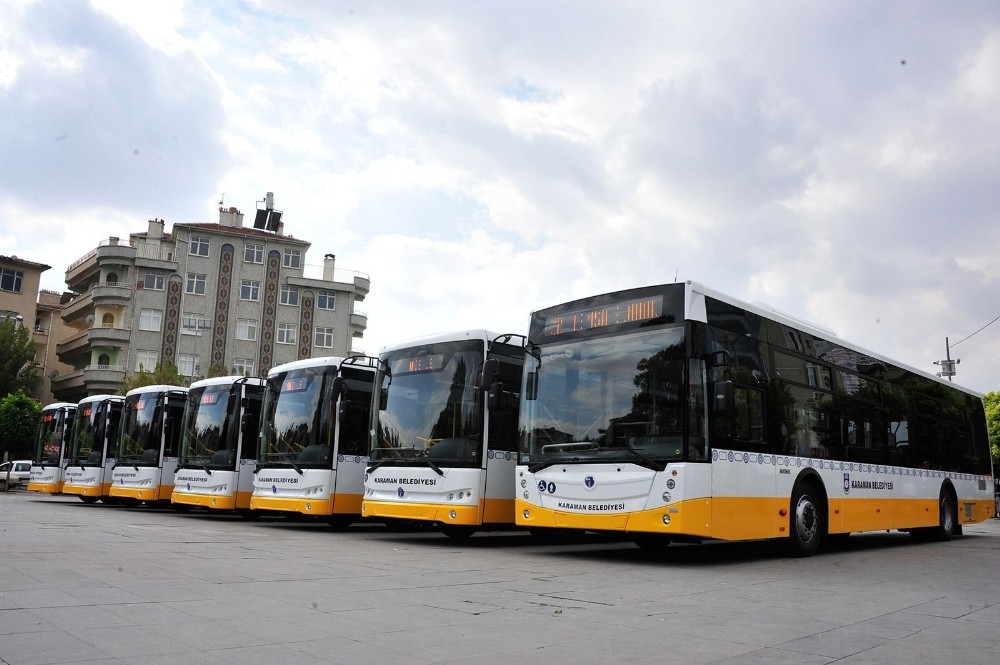 Karaman’da sağlık çalışanları belediye otobüslerine ücretsiz binecek 