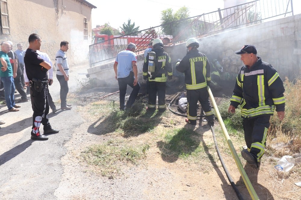 Karaman’da tarihi hamamda yangın 