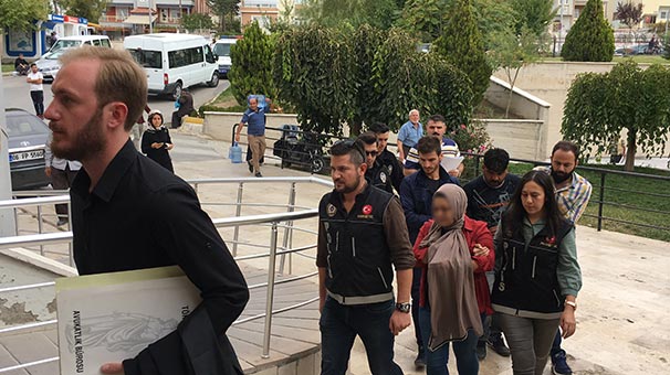 Karaman'da torbacı sevgililere uyuşturucu baskını