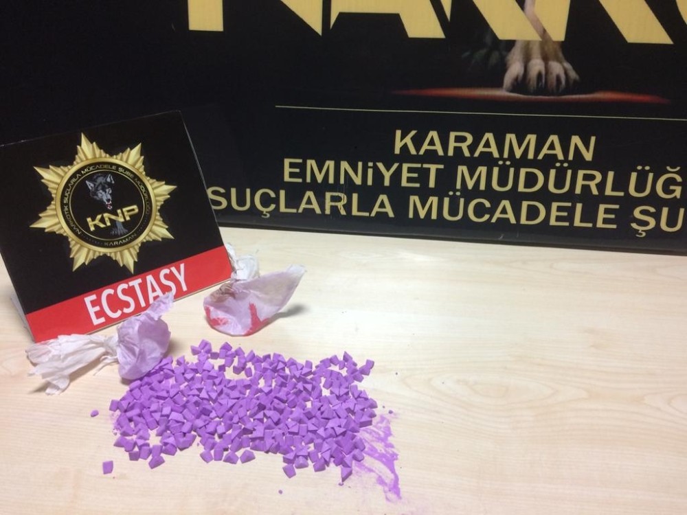 Karaman’da uyuşturucudan mahkemeye çıkartılan 3 zanlı serbest bırakıldı 