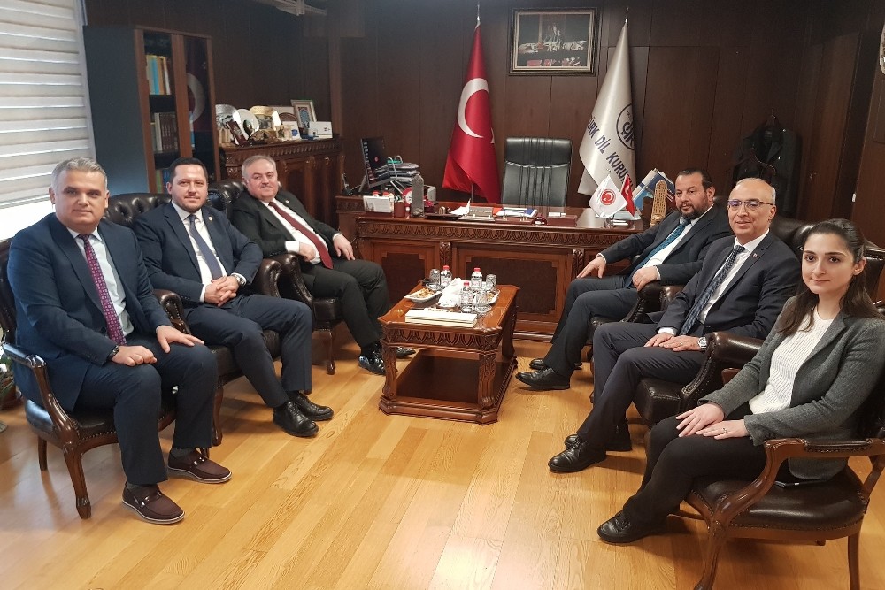 Karamanlı heyetten Türk Dil Kurumuna ziyaret 